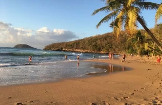 Voyage sur mesure en famille plage guadeloupe