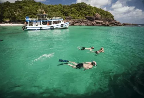 île de Phu Quoc mer turquoise voyage surprise